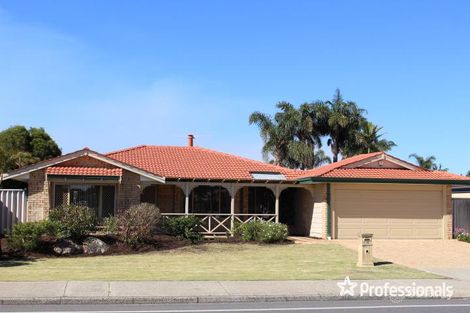 17 Forest Lakes Dr, Thornlie, WA 6108