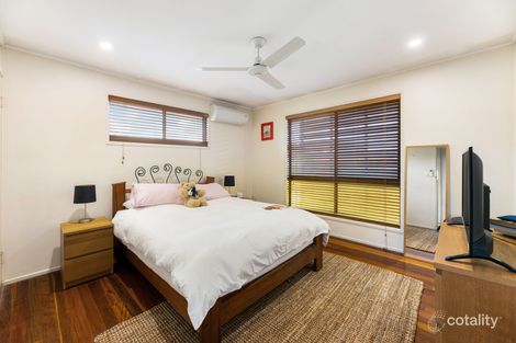 Property photo of 10 Danielle Street Boondall QLD 4034