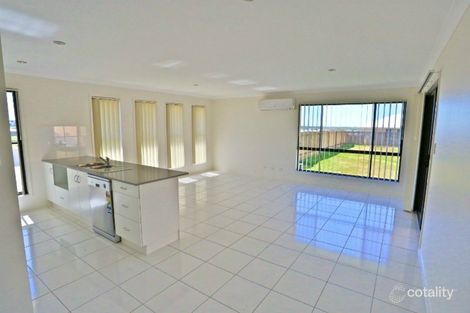 21 Falcon Crst, Zilzie, QLD 4710
