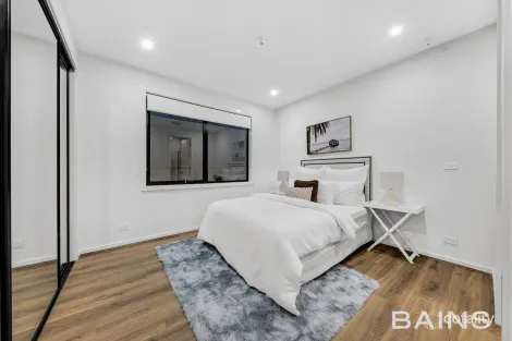 Property photo of 11 Lowe Drive Doreen VIC 3754