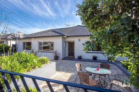 37 Redwood Cres, Melville, WA 6156