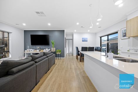 Property photo of 6 Burbidge Drive Bacchus Marsh VIC 3340