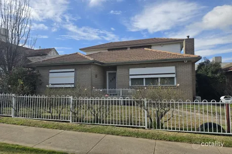 32 Clarke St, Young, NSW 2594