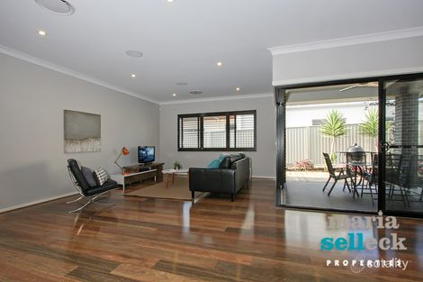 Property photo of 16 Cazneaux Crescent Weston ACT 2611