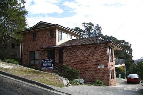 Property photo of 28 Fiona Street Point Clare NSW 2250