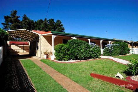 28 Champagne Cres, Wilsonton Heights, QLD 4350