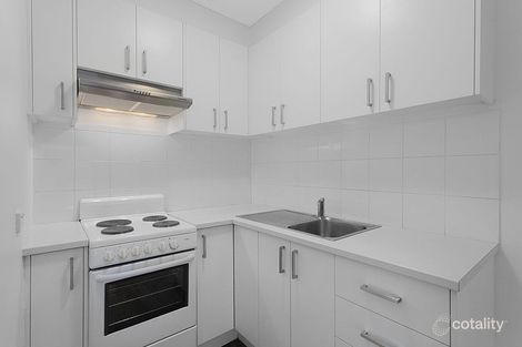 Property photo of 4/11 Waratah Avenue Glen Huntly VIC 3163