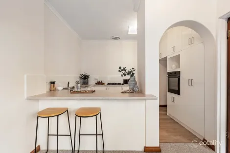 Property photo of 2/47 Russell Street Glenelg North SA 5045