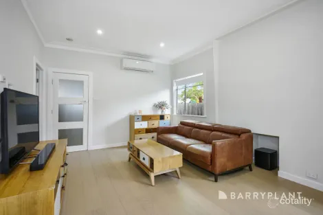 Property photo of 2 Diana Street Croydon VIC 3136
