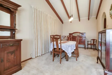 Property photo of 28 Dale Avenue Ridgehaven SA 5097