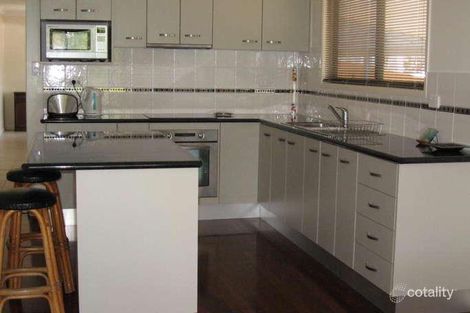Property photo of 8 Trevally Street Tannum Sands QLD 4680