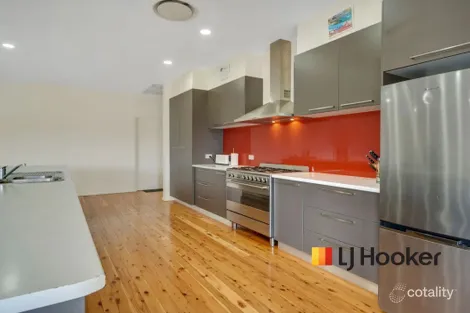 Property photo of 108 Maple Crescent Narromine NSW 2821