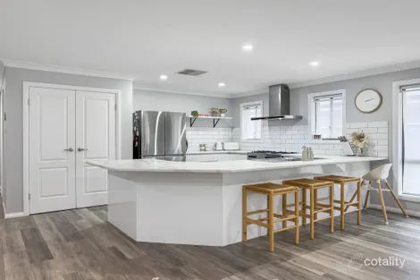 Property photo of 8 Briggs Street Young NSW 2594