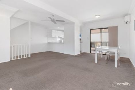 Property photo of 4/50 Durham Street St Lucia QLD 4067