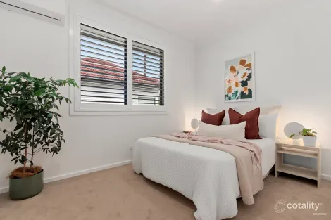 Property photo of 16 Keira Close Valentine NSW 2280