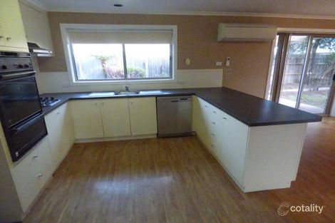 Property photo of 1 Blackwood Close Traralgon VIC 3844