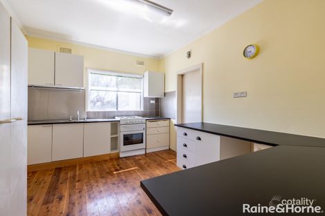 Property photo of 9 Vittoria Street West Bathurst NSW 2795