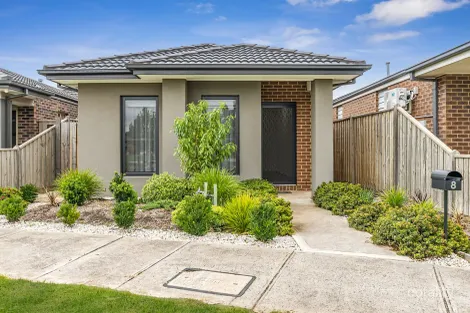 Property photo of 8 Kipling Circuit Diggers Rest VIC 3427