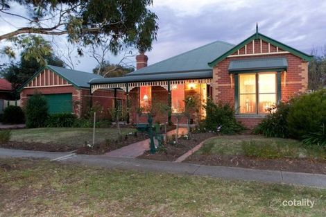 65 Yellow Gum Bvd, Sunbury, VIC 3429