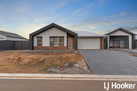 28 FALLAND AVE, NURIOOTPA, SA 5355