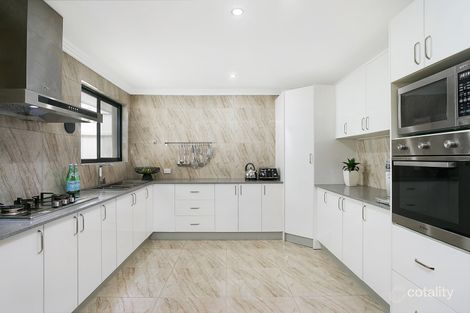 Property photo of 42 Hewitt Avenue Wahroonga NSW 2076