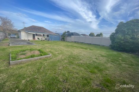 Property photo of 28 Hobbs Crescent Reservoir VIC 3073