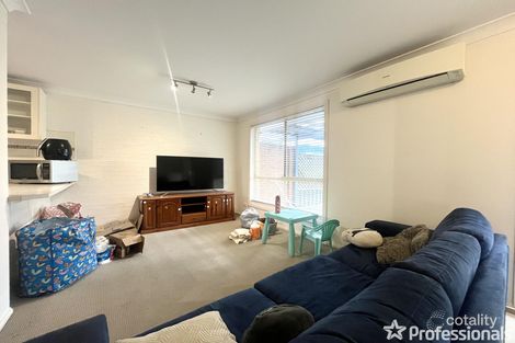 Property photo of 2/5 Waroo Place Bomaderry NSW 2541