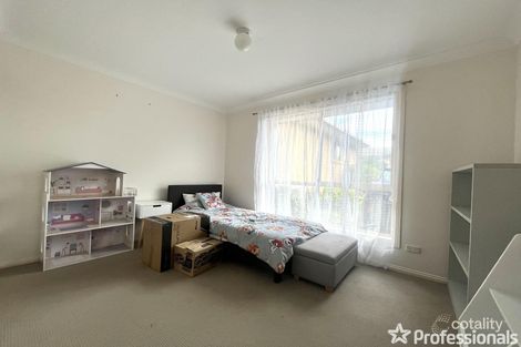 Property photo of 2/5 Waroo Place Bomaderry NSW 2541