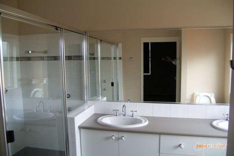 Property photo of 18 Charmaine Court Kleinton QLD 4352