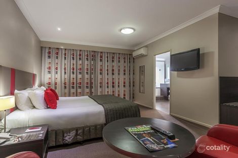 324-326 James St, Harristown, QLD 4350