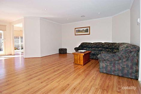 Property photo of 8 Oakridge Street Doreen VIC 3754