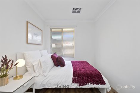 5 Timberlane Loop, Cooloongup, WA 6168