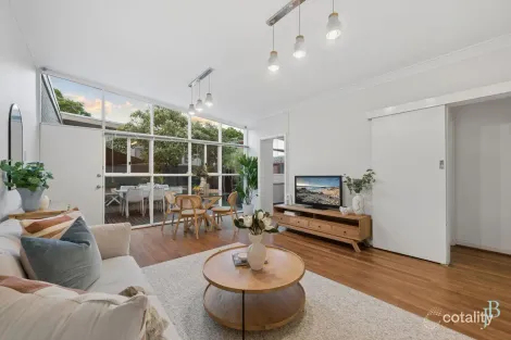 Property photo of 1/52 Saunders Street Como WA 6152
