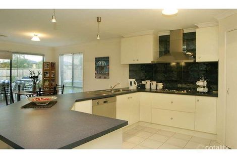 Property photo of 35 Spring Circuit Pakenham VIC 3810