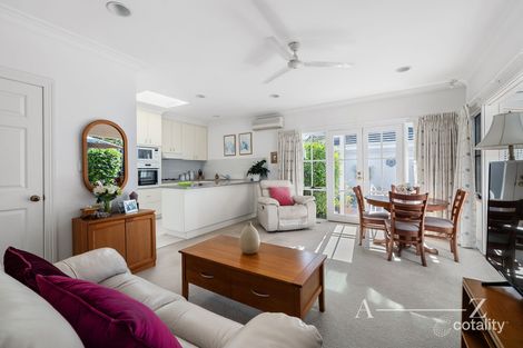 Property photo of 2/33-35 Iris Road Glen Iris VIC 3146
