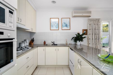 Property photo of 2/33-35 Iris Road Glen Iris VIC 3146