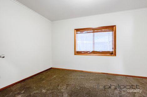 Property photo of 21 Locheal Avenue Greenwith SA 5125