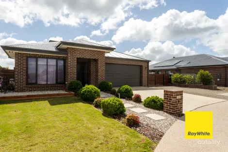 Property photo of 73 Sunningdale Boulevard Tatura VIC 3616