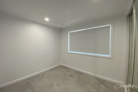 Property photo of 4 Bright Close Edensor Park NSW 2176