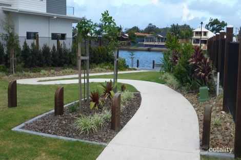 Property photo of 13 Waterway Drive Birtinya QLD 4575