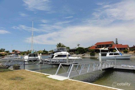 30 Hume Pde, Paradise Point, QLD 4216