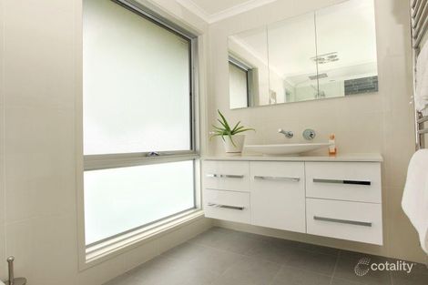 Property photo of 3 Moule Place Wanniassa ACT 2903