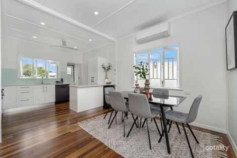 Property photo of 24 Roberts Street Hermit Park QLD 4812