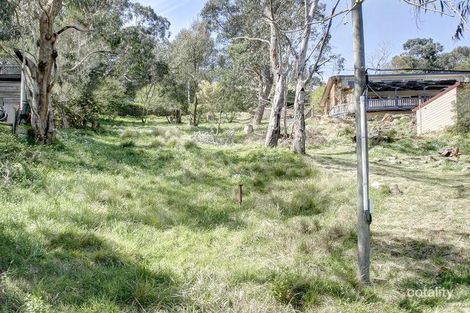 8 Jones Ave, Upper Ferntree Gully, VIC 3156