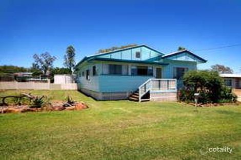 13 Cribb St, Oakey, QLD 4401