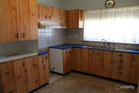 Property photo of 529 Comans Avenue Lavington NSW 2641
