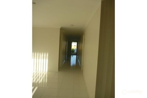Property photo of 3 Madison Rose Drive Gracemere QLD 4702