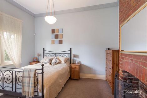 Property photo of 6 Hesleden Street Essendon VIC 3040