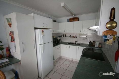 Property photo of 4/2621 Gold Coast Highway Broadbeach QLD 4218