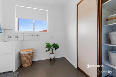 Property photo of 22 Lawrence Drive Devonport TAS 7310